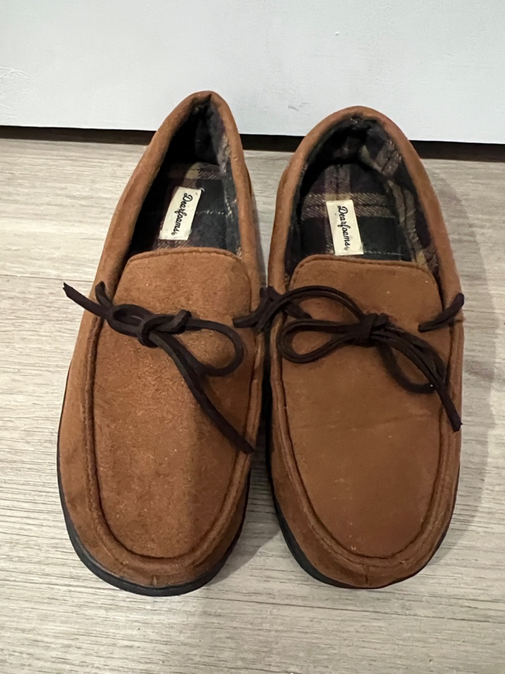 Deerfoam Men’s Chestnut Brown Suede Moccasin Slip-Ons Size M (9-10)